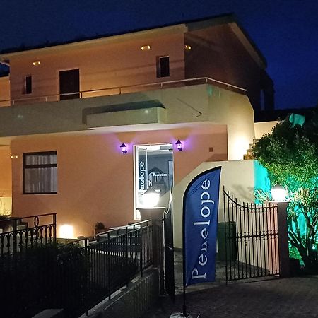 Penelope Apartment Hotel Dassia  Exterior foto